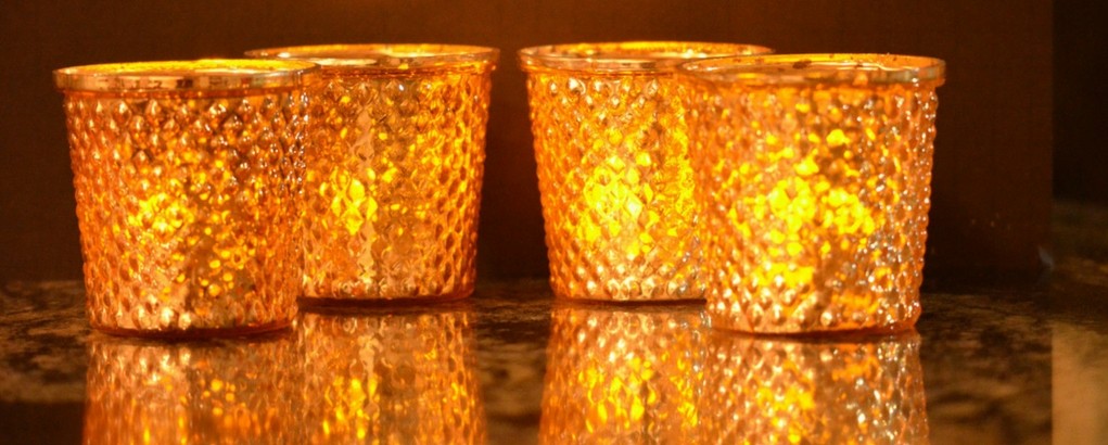 How to Use Candles Artistically