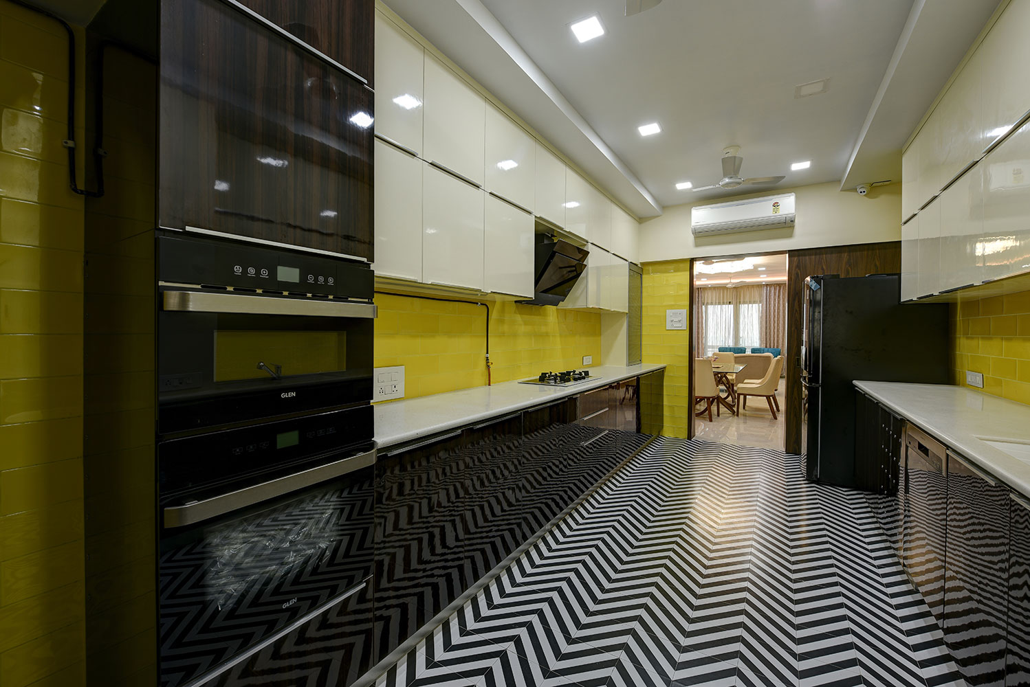 Modern Kitchen Interior Design Idea