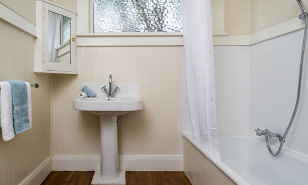 Ideas To Maximize your Small Bathroom in 2023